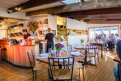 The Boatshed Café
